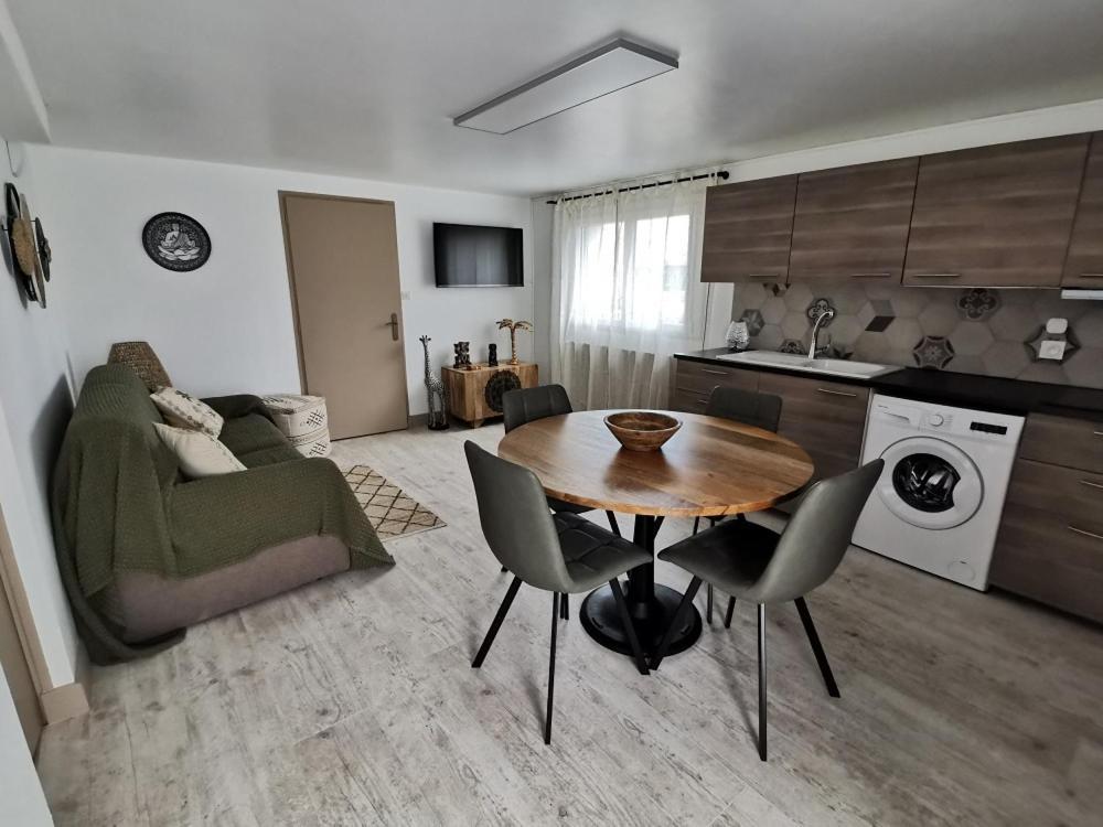 Gite - Chambres D'Hotes La Belle Helene Bressuire Eksteriør billede